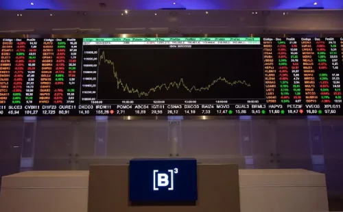 Ibovespaencerraltimasnegociaesemaltade021cotadoa136.512pontos_0349905001747045442.webp